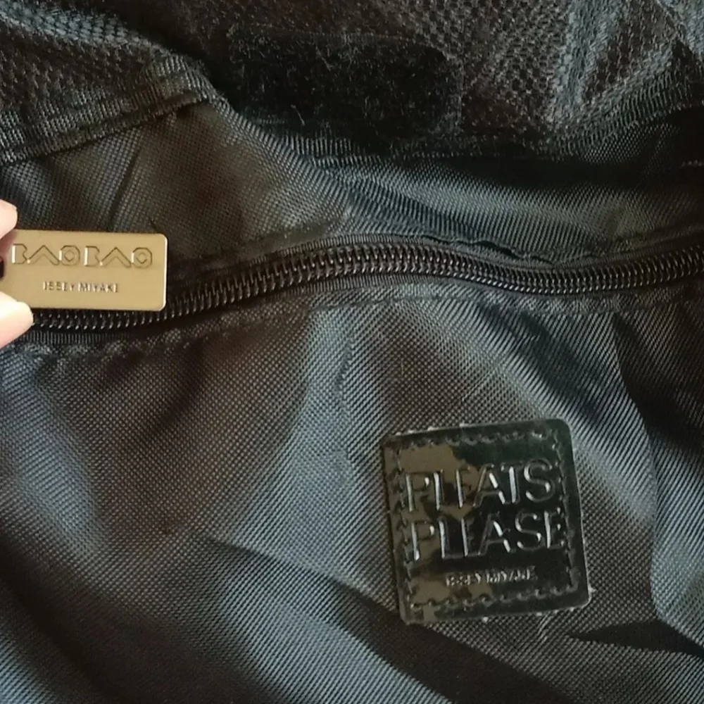 Issey Miyake Prism Tote Bag. - Picture 4 of 9